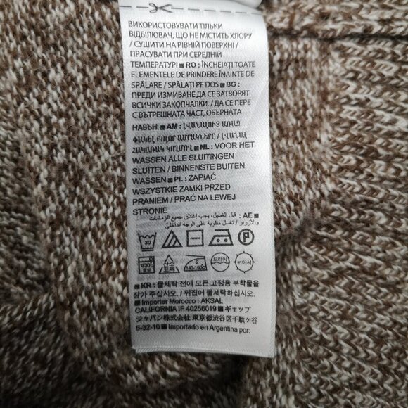 Gap Men's Size Medium Tan & Beige 4 Button Closure Straight Fit Sweater - Picture 5 of 9